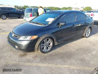2008 Honda Civic Sdn Si with VIN 2HGFA55518H703818, listed as a IAAI auction lot 41991131 with 148,522 mi miles. Bid and sale history available at carsss.com. Image 2.