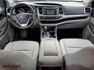 2015 Toyota Highlander LE with VIN 5TDBKRFHXFS082376, listed as a Copart auction lot 51567195 with 153,026 mi miles and Salvage Title. Bid and sale history available at carsss.com. Image 8.