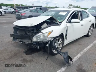 2014 Nissan Maxima S z VIN 1N4AA5AP3EC906150, wystawiony jako IAAI lot #42327100 z przebiegiem 97 366 mil mil oraz . Historia ofert i sprzedaży dostępna na DreamBid. Obrazek 2.