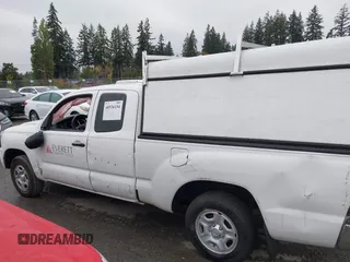 2015 Toyota Tacoma z VIN 5TFTX4CN6FX062056, wystawiony jako IAAI lot #40536154 z przebiegiem 27 095 mil mil oraz . Historia ofert i sprzedaży dostępna na DreamBid. Obrazek 14.