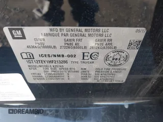 2017 GMC Sierra 2500HD SLT with VIN 1GT12TEY1HF213286, listed as a IAAI auction lot 41696875 with 55,047 mi miles. Bid and sale history available at carsss.com. Image 9.