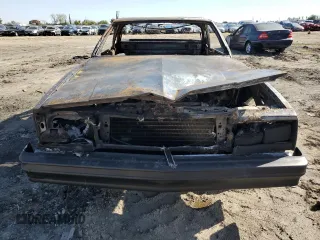 1983 GMC Caballero z VIN 1GTCW80A8DR500010, wystawiony jako Copart lot #50560724 z przebiegiem Nie podano mil oraz Nie do naprawy. Historia ofert i sprzedaży dostępna na DreamBid. Obrazek 5.