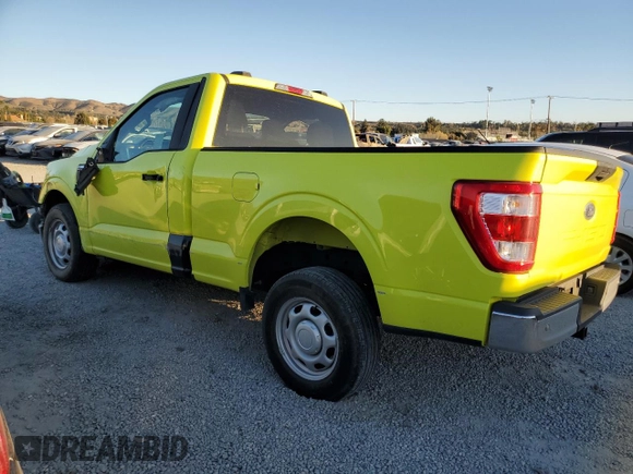 2022 Ford F-150 XL with VIN 1FTMF1CB8NKE01617, listed as a Copart auction lot 46501395 with 40,617 mi miles and Salvage Title. Bid and sale history available at carsss.com. Image 2.