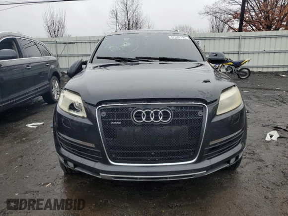 2008 Audi Q7 4.2L Premium with VIN WA1BV74LX8D027406, listed as a Copart auction lot 47943195 with 0 mi miles and Salvage Title. Bid and sale history available at carsss.com. Image 5.