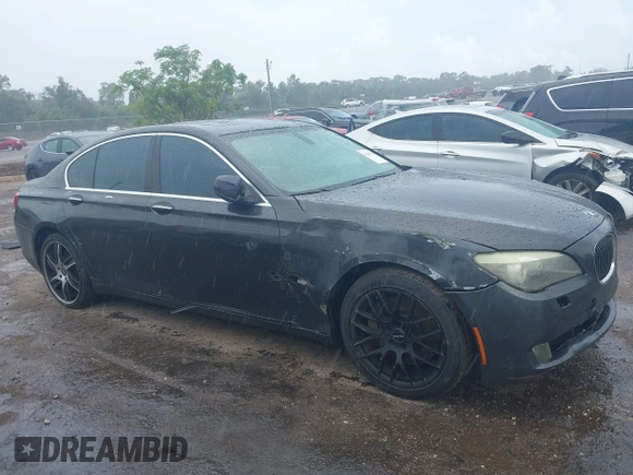 2011 BMW 7 Series 750i xDrive с VIN WBAKC6C54BC394675, выставлен на аукционе IAAI как лот 42394276 с пробегом 207 246 миль миль и . История ставок и продаж доступна на DreamBid. Изображение 13.