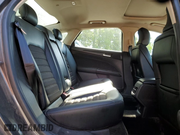 2018 Ford Fusion SE z VIN 3FA6P0LU9JR242443, wystawiony jako Copart lot #58049355 z przebiegiem 123 990 mil mil oraz Szkoda całkowita • Salvage title. Historia ofert i sprzedaży dostępna na DreamBid. Obrazek 10.
