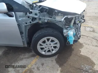 2012 Toyota Prius Two z VIN JTDZN3EU6C3100001, wystawiony jako IAAI lot #42080287 z przebiegiem 166 127 mil mil oraz . Historia ofert i sprzedaży dostępna na DreamBid. Obrazek 18.