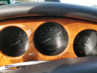 2003 Jaguar XJ 8 z VIN SAJDA14C83LF55424, wystawiony jako Copart lot #86324864 z przebiegiem 110 244 mil mil oraz Szkoda całkowita • Salvage title. Historia ofert i sprzedaży dostępna na DreamBid. Obrazek 9.