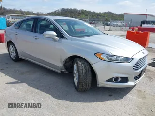 2013 Ford Fusion SE with VIN 3FA6P0HR6DR247396, listed as a IAAI auction lot 41925395 with 111,230 mi miles. Bid and sale history available at carsss.com. Image 1.