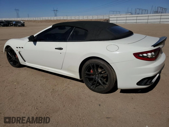 2015 Maserati GranTurismo Sport z VIN ZAM45VMA7F0146502, wystawiony jako Copart lot #77145904 z przebiegiem 37 863 mil mil oraz Czysty tytuł • Clean title. Historia ofert i sprzedaży dostępna na DreamBid. Obrazek 2.
