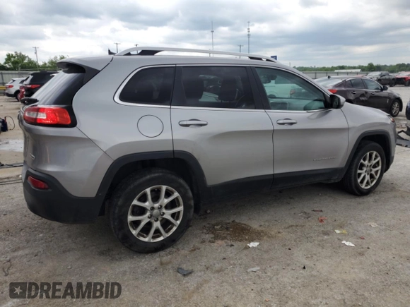 2017 Jeep Cherokee Latitude with VIN 1C4PJMCBXHW562996, listed as a Copart auction lot 56532255 with 175,698 mi miles and Salvage title. Bid and sale history available at DreamBid. Image 3.