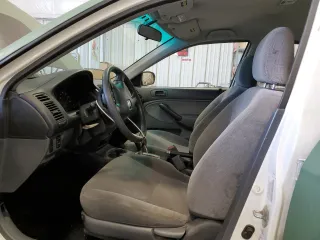 2001 Honda Civic LX z VIN 2HGES16581H519496, wystawiony jako Copart lot #56587845 z przebiegiem 145 971 mil mil oraz Nie do naprawy • Non repairable. Historia ofert i sprzedaży dostępna na DreamBid. Obrazek 7.