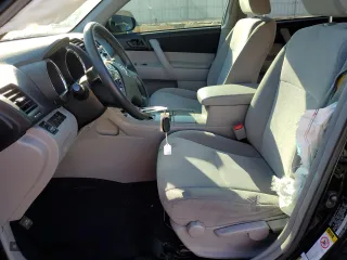 2013 Toyota Highlander with VIN 5TDZA3EH2DS037848, listed as a Copart auction lot 46258095 with 151,116 mi miles and Salvage Title. Bid and sale history available at carsss.com. Image 7.
