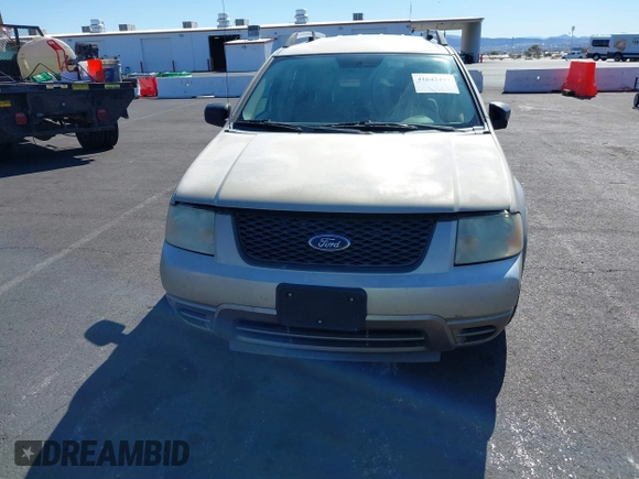2005 Ford Freestyle SE with VIN 1FMZK01185GA43892, listed as a IAAI auction lot 41643495 with 183,896 mi miles. Bid and sale history available at carsss.com. Image 6.