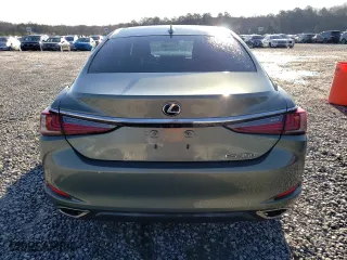 2019 Lexus ES with VIN 58ABZ1B11KU023085, listed as a Copart auction lot 47948015 with 70,676 mi miles and Salvage Title. Bid and sale history available at carsss.com. Image 6.
