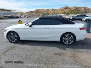 2018 Mercedes-Benz C 300 z VIN WDDWK4JB3JF643216, wystawiony jako IAAI lot #41140000 z przebiegiem 85 819 mil mil oraz . Historia ofert i sprzedaży dostępna na DreamBid. Obrazek 14.