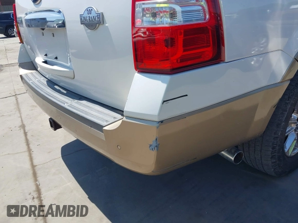 2013 Ford Expedition Max XLT with VIN 1FMJK1H54DEF36569, listed as a IAAI auction lot 42013014 with 232,982 mi miles and . Bid and sale history available at DreamBid. Image 6.