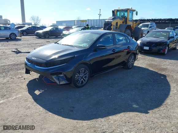 2023 Kia Forte GT-Line with VIN 3KPF54AD2PE533568, listed as a IAAI auction lot 41617139 with 61,368 mi miles. Bid and sale history available at carsss.com. Image 2.