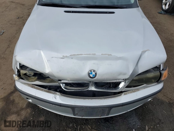 2005 BMW 3 Series 325i with VIN WBAET37475NJ89891, listed as a Copart auction lot 47882295 with 171,271 mi miles and Salvage Title. Bid and sale history available at carsss.com. Image 12.