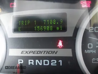 2005 Ford Expedition Limited with VIN 1FMFU19555LB08120, listed as a IAAI auction lot 41600866 with 156,908 mi miles. Bid and sale history available at carsss.com. Image 7.
