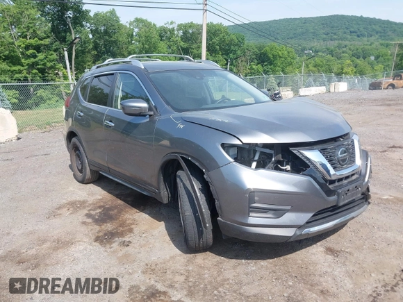 2019 Nissan Rogue SV with VIN JN8AT2MVXKW379512, listed as a IAAI auction lot 39550823 with 72,227 mi miles. Bid and sale history available at carsss.com. Image 1.