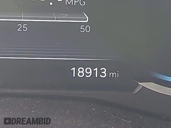 2022 Genesis G70 2.0T with VIN KMTG34TA9NU090218, listed as a IAAI auction lot 42437863 with 18,913 mi miles and . Bid and sale history available at DreamBid. Image 15.