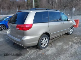 2005 Toyota Sienna XLE with VIN 5TDBA22C25S037614, listed as a IAAI auction lot 41391263 with 90,568 mi miles. Bid and sale history available at carsss.com. Image 4.