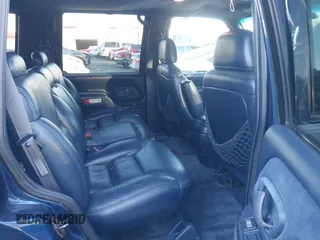 1997 Chevrolet Tahoe z VIN 1GNEK13R4VJ418974, wystawiony jako IAAI lot #41560411 z przebiegiem 198 170 mil mil oraz . Historia ofert i sprzedaży dostępna na DreamBid. Obrazek 8.