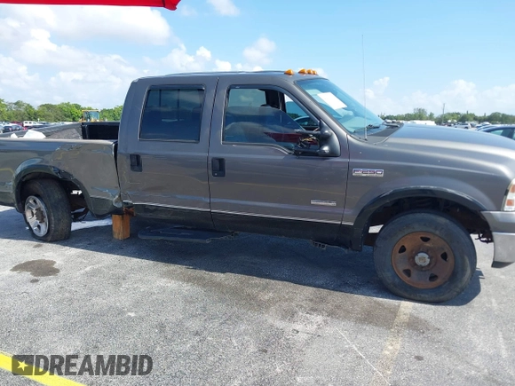 2005 Ford F-250 XL with VIN 1FTSW21P05EA15266, listed as a IAAI auction lot 42356854 with 248,237 mi miles and . Bid and sale history available at DreamBid. Image 13.