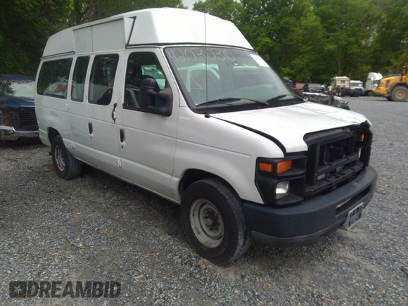2008 Ford Econoline Cargo Commercial z VIN 1FTNE24W78DA10529, wystawiony jako IAAI lot #42030310 z przebiegiem 359 982 mil mil oraz . Historia ofert i sprzedaży dostępna na DreamBid. Obrazek 1.