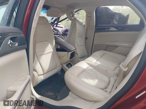 2014 Lincoln MKZ z VIN 3LN6L2G9XER802351, wystawiony jako IAAI lot #41883871 z przebiegiem Nie podano mil oraz . Historia ofert i sprzedaży dostępna na DreamBid. Obrazek 8.