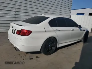 2014 BMW M5 with VIN WBSFV9C54ED097462, listed as a Copart auction lot 70482504 with 76,501 mi miles and Clean Title. Bid and sale history available at carsss.com. Image 3.