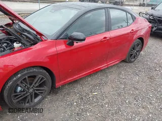 2025 Toyota Camry LE with VIN 4T1DAACK6SU052760, listed as a IAAI auction lot 41923980 with 5,586 mi miles and . Bid and sale history available at DreamBid. Image 6.