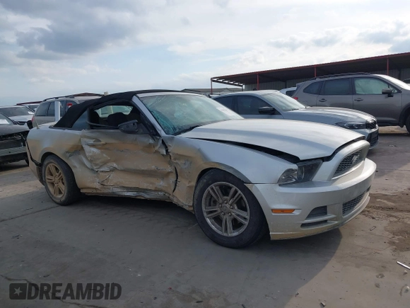 2014 Ford Mustang V6 with VIN 1ZVBP8EM8E5233906, listed as a IAAI auction lot 41590461 with 113,131 mi miles. Bid and sale history available at carsss.com. Image 13.