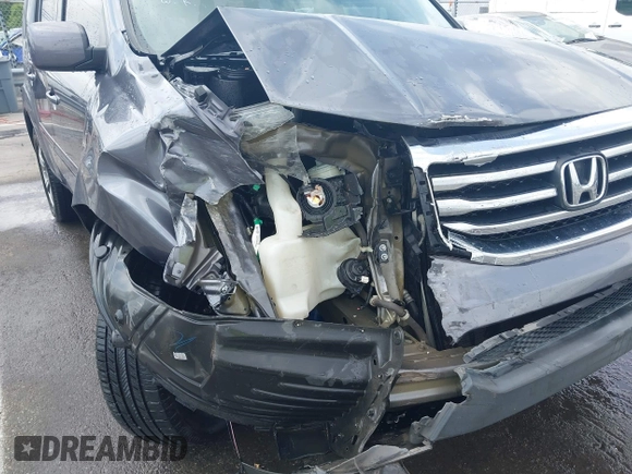 2015 Honda Pilot SE z VIN 5FNYF3H35FB034592, wystawiony jako IAAI lot #42133579 z przebiegiem 108 980 mil mil oraz . Historia ofert i sprzedaży dostępna na DreamBid. Obrazek 6.