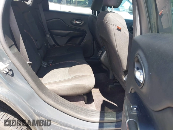 2016 Jeep Cherokee Latitude with VIN 1C4PJLCBXGW284156, listed as a IAAI auction lot 42264152 with 117,327 mi miles and . Bid and sale history available at DreamBid. Image 8.