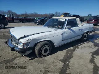 1982 Mercedes-Benz 380 with VIN WDBBA45A0CB010663, listed as a Copart auction lot 50511365 with 60,444 mi miles and Salvage Title. Bid and sale history available at carsss.com. Image 1.
