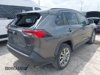 2021 Toyota RAV4 XLE Premium с VIN 2T3C1RFV9MC108170, выставлен на аукционе IAAI как лот 42099817 с пробегом 52 076 миль миль и . История ставок и продаж доступна на DreamBid. Изображение 4.