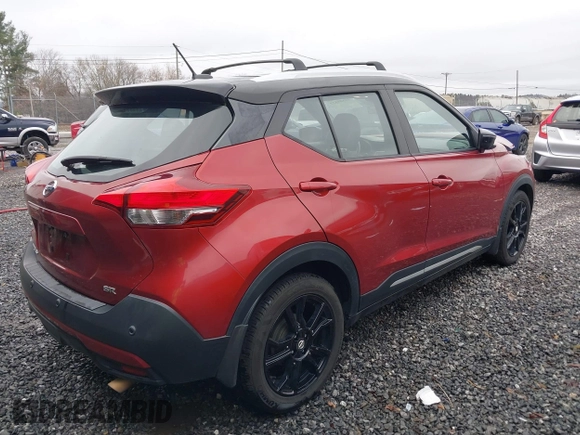 2020 Nissan Kicks SR with VIN 3N1CP5DV4LL565762, listed as a IAAI auction lot 40889527 with 98,722 mi miles. Bid and sale history available at carsss.com. Image 4.