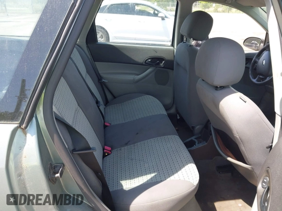 2006 Ford Focus SE with VIN 1FAHP36N26W227530, listed as a IAAI auction lot 42177662 with 115,711 mi miles and . Bid and sale history available at carsss.com. Image 8.