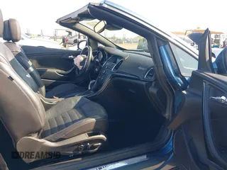 2016 Buick Cascada Premium с VIN W04WT3N52GG037019, выставлен на аукционе IAAI как лот 42181815 с пробегом 62 258 миль миль и . История ставок и продаж доступна на DreamBid. Изображение 5.