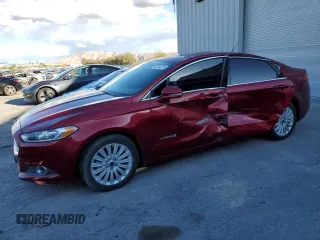2013 Ford Fusion SE Hybrid with VIN 3FA6P0LU8DR324832, listed as a Copart auction lot 48244075 with 118,993 mi miles and Salvage Title. Bid and sale history available at carsss.com. Image 1.