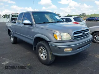 2001 Toyota Tundra SR5 with VIN 5TBRT34101S188853, listed as a IAAI auction lot 42222422 with 227,769 mi miles and . Bid and sale history available at DreamBid. Image 1.