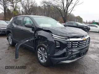 2025 Chevrolet Equinox AWD LT with VIN 3GNAXPEG8SL190562, listed as a IAAI auction lot 41863489 with 4,723 mi miles. Bid and sale history available at carsss.com. Image 6.
