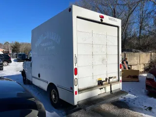 2014 Chevrolet Express Commercial Work Van with VIN 1GB0G2CA6E1118877, listed as a Copart auction lot 43480625 with 1,949 mi miles and Clean Title. Bid and sale history available at carsss.com. Image 3.