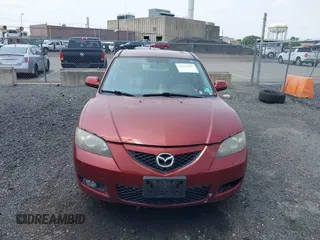 2008 Mazda 3 i Touring Value z VIN JM1BK32G081185297, wystawiony jako IAAI lot #42455397 z przebiegiem 173 093 mil mil oraz . Historia ofert i sprzedaży dostępna na DreamBid. Obrazek 6.