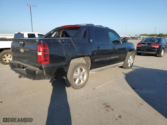 2013 Chevrolet Avalanche LS with VIN 3GNMCEE02DG146925, listed as a Copart auction lot 71644014 with 190,517 mi miles and Salvage Title. Bid and sale history available at carsss.com. Image 3.