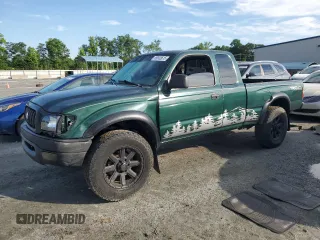 2001 Toyota Tacoma PreRunner with VIN 5TESN92N11Z852995, listed as a Copart auction lot 59935615 with 198,297 mi miles and Salvage title. Bid and sale history available at DreamBid. Image 1.