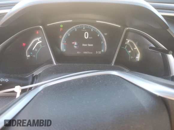 2018 Honda Civic EX-T z VIN JHMFC1F33JX033025, wystawiony jako Copart lot #46920555 z przebiegiem 100 673 mil mil oraz Szkoda całkowita • Salvage title. Historia ofert i sprzedaży dostępna na DreamBid. Obrazek 9.
