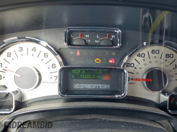 2013 Ford Expedition Limited with VIN 1FMJU1K55DEF64318, listed as a Copart auction lot 63519735 with 93,235 mi miles and Salvage title. Bid and sale history available at DreamBid. Image 9.